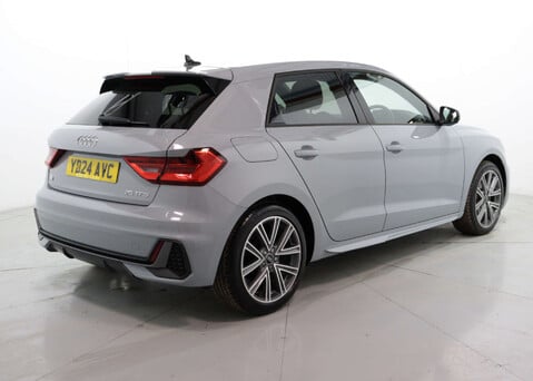 Audi A1 1.0 A1 Sportback 25 TFSI S Line Semi-Auto 5dr 7