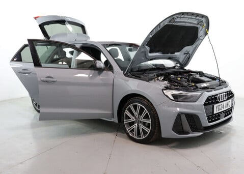 Audi A1 1.0 A1 Sportback 25 TFSI S Line Semi-Auto 5dr 38