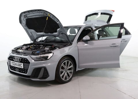 Audi A1 1.0 A1 Sportback 25 TFSI S Line Semi-Auto 5dr 40