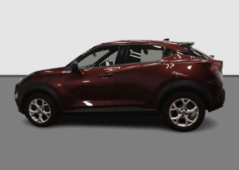 Nissan Juke 1.0 Juke N-Connecta DiG-T Semi-Auto 5dr 4