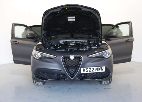 Alfa Romeo Stelvio 2.0 Stelvio Sprint TB AWD Auto 4WD 5dr 39