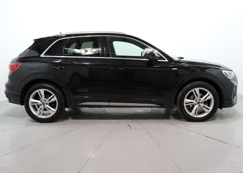 Audi Q3 1.5 Q3 S Line 35 TFSI MHEV Semi-Auto 5dr 8