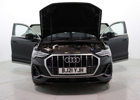 Audi Q3 1.5 Q3 S Line 35 TFSI MHEV Semi-Auto 5dr 40