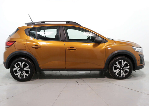 Dacia Sandero 1.0 Sandero Stepway Journey TCE 5dr 8