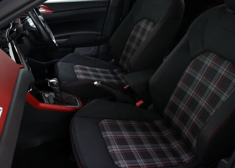 Volkswagen Polo 2.0 Polo GTi+ TSi Semi-Auto 5dr 33