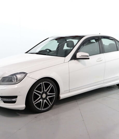 Mercedes-Benz C Class 2.1 C220 AMG Sport+ CDi BlueEfficiency Auto 4dr