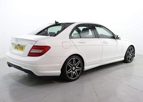 Mercedes-Benz C Class 2.1 C220 AMG Sport+ CDi BlueEfficiency Auto 4dr 7