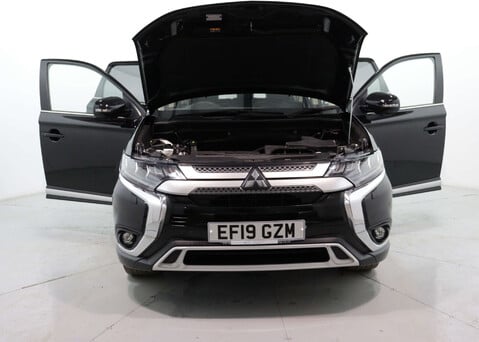 Mitsubishi Outlander 2.0 Outlander 4 CVT 4WD 5dr 41