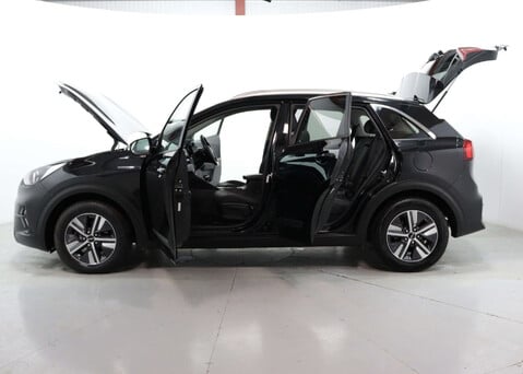 Kia Niro 1.6 Niro 2 HEV Semi-Auto 5dr 42