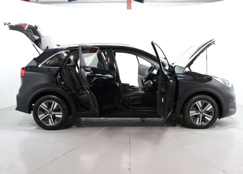 Kia Niro 1.6 Niro 2 HEV Semi-Auto 5dr 46