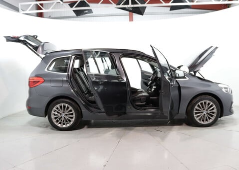 BMW 2 Series 1.5 218i Luxury Auto 5dr 47