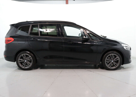 BMW 2 Series 1.5 218I Sport 5dr 8