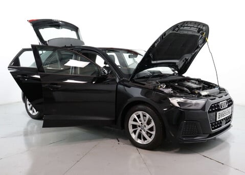 Audi A1 1.0 A1 Sportback 30 TFSI Sport S-A 5dr 40