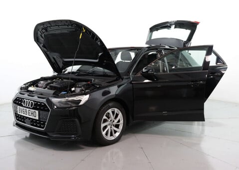 Audi A1 1.0 A1 Sportback 30 TFSI Sport S-A 5dr 42