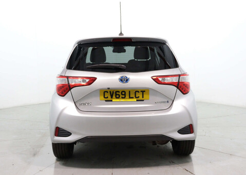 Toyota Yaris 1.5 Yaris Excel VVT-i HEV CVT 5dr 6