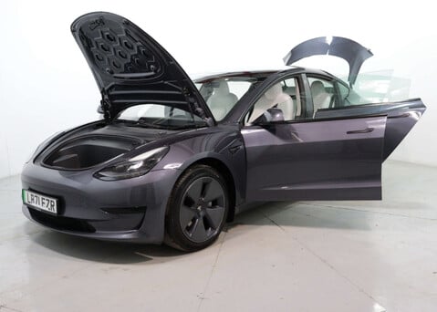 Tesla Model 3 Model 3 Standard-Range + 4dr 40