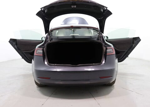 Tesla Model 3 Model 3 Standard-Range + 4dr 43