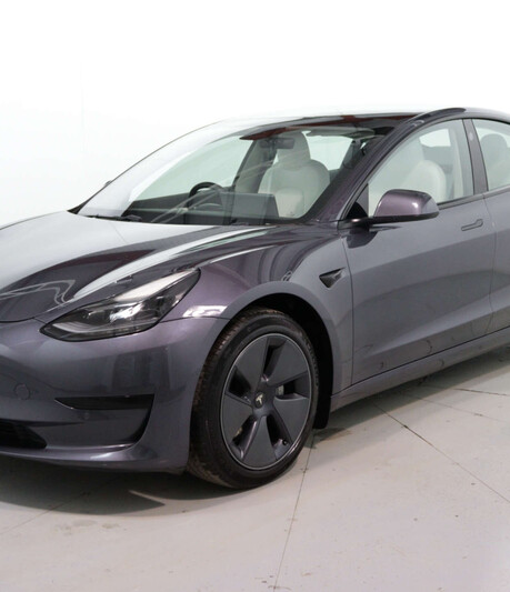 Tesla Model 3 Model 3 Standard-Range + 4dr