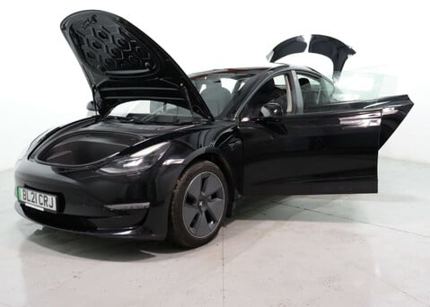 Tesla Model 3 Model 3 Long Range AWD 4WD 4dr 39