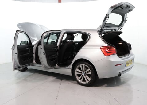 BMW 1 Series 1.5 118I Sport Auto 5dr 44