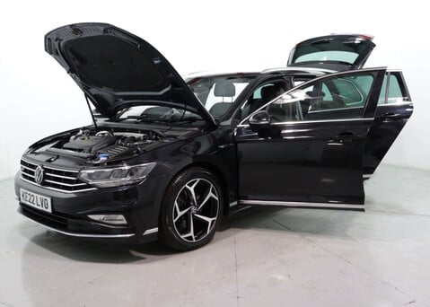 Volkswagen Passat 1.5 Passat R-Line TSi Evo Semi-Auto 5dr 43