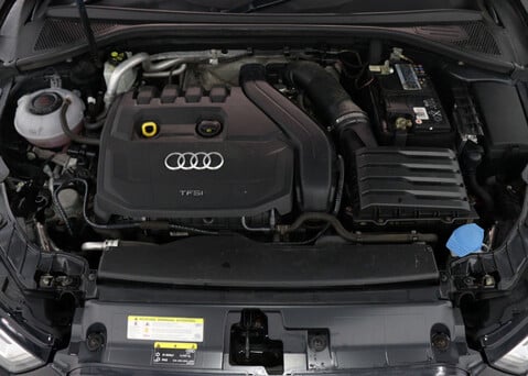 Audi A3 1.5 A3 Black Edition 35 TFSI Semi-Auto 4dr 40