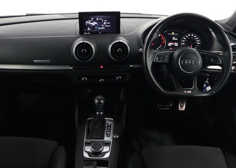 Audi A3 1.5 A3 Black Edition 35 TFSI Semi-Auto 4dr 15