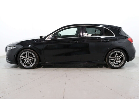 Mercedes-Benz A Class 1.3 A 200 AMG Line Exeutive Auto 5dr 4