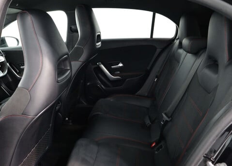 Mercedes-Benz A Class 1.3 A 200 AMG Line Exeutive Auto 5dr 38
