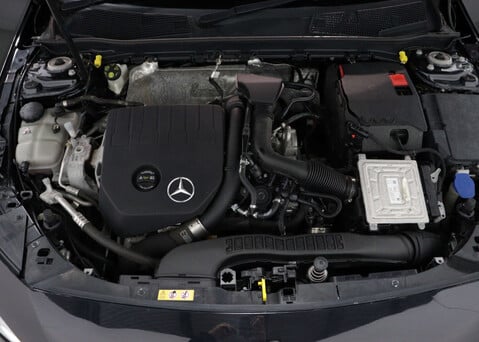 Mercedes-Benz A Class 1.3 A 200 AMG Line Exeutive Auto 5dr 41