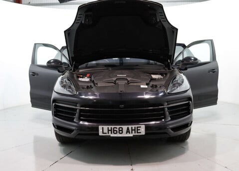 Porsche Cayenne 2.9 Cayenne V6 S Auto 4WD 5dr 49