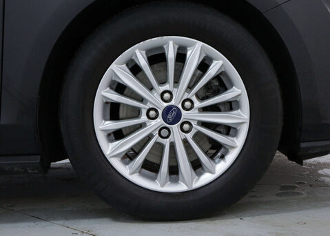 Ford Focus 1.0 Focus Titanium Auto 5dr 14