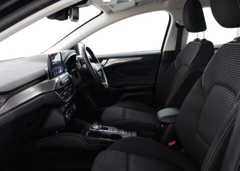 Ford Focus 1.0 Focus Titanium Auto 5dr 38