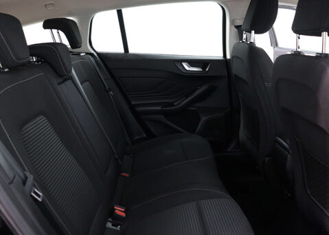 Ford Focus 1.0 Focus Titanium Auto 5dr 42