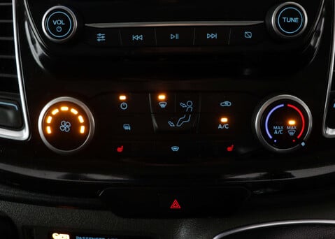 Ford Transit Custom 2.0 Transit Custom 300 Limited EcoBlue 20