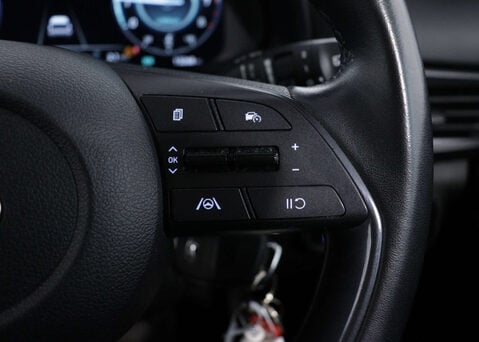 Hyundai i20 1.0 i20 SE Connect MHEV TGDi Auto 5dr 29