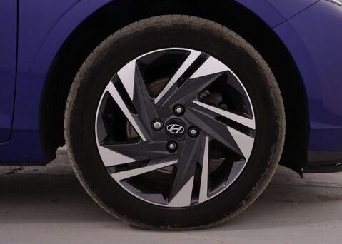 Hyundai i20 1.0 i20 SE Connect MHEV TGDi Auto 5dr 13