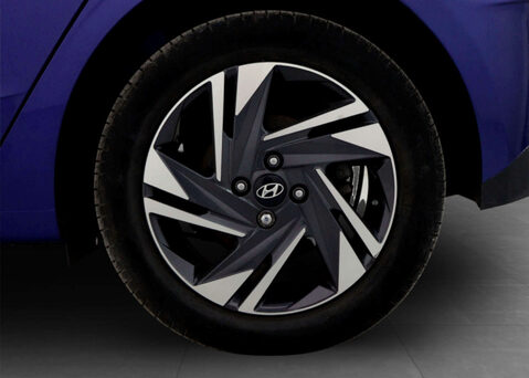 Hyundai i20 1.0 i20 SE Connect MHEV TGDi Auto 5dr 17