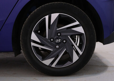 Hyundai i20 1.0 i20 SE Connect MHEV TGDi Auto 5dr 15