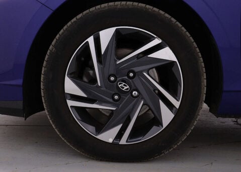 Hyundai i20 1.0 i20 SE Connect MHEV TGDi Auto 5dr 15