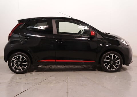 Toyota Aygo 1.0 Aygo X-Trend TSS VVT-i CVT 5dr 8