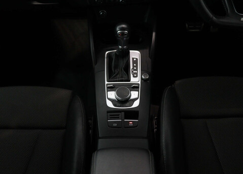 Audi A3 1.5 A3 S Line 35 TFSI Semi-Auto 4dr 16