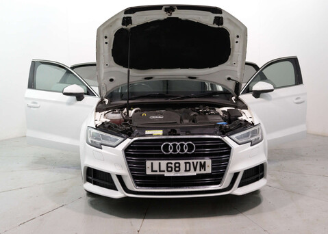 Audi A3 1.5 A3 S Line 35 TFSI Semi-Auto 4dr 44