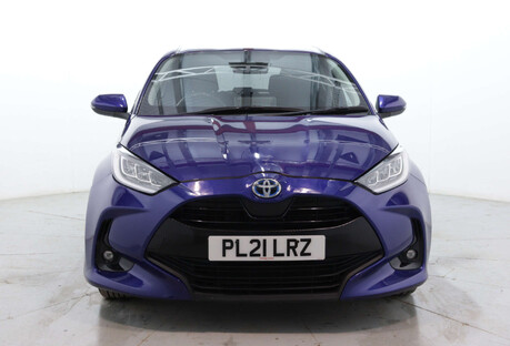 Toyota Yaris 1.5 Yaris Design HEV CVT 5dr
