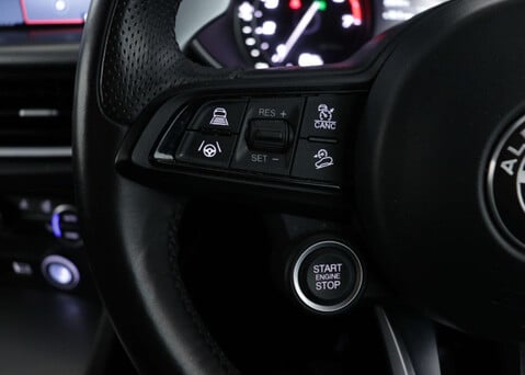 Alfa Romeo Stelvio 2.0 Stelvio Veloce TB AWD Auto 4WD 5dr 26