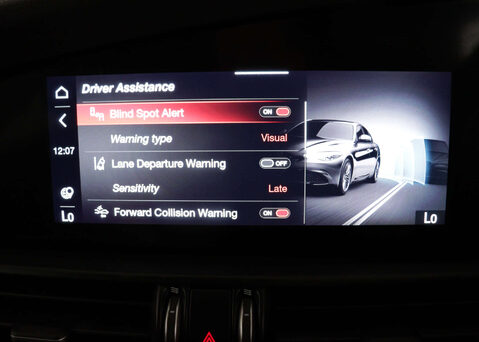 Alfa Romeo Giulia 2.0 Giulia Sprint TB Auto 4dr 24