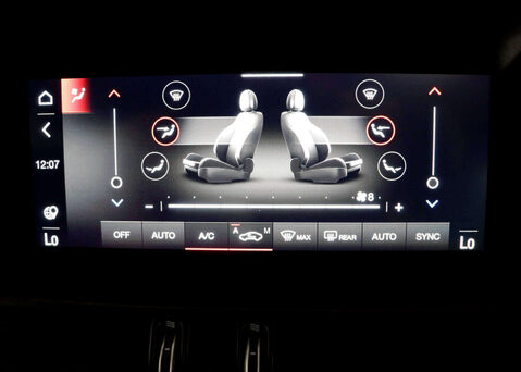 Alfa Romeo Giulia 2.0 Giulia Sprint TB Auto 4dr 26