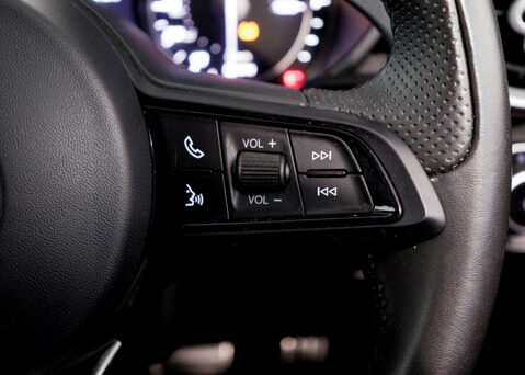 Alfa Romeo Giulia 2.0 Giulia Sprint TB Auto 4dr 32