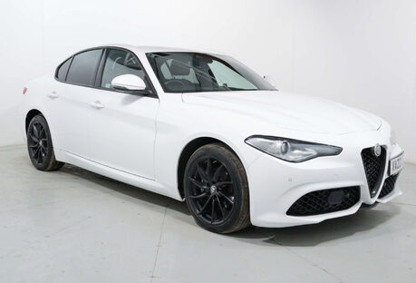 Alfa Romeo Giulia 2.0 Giulia Sprint TB Auto 4dr