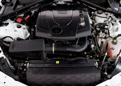 Alfa Romeo Giulia 2.0 Giulia Sprint TB Auto 4dr 46